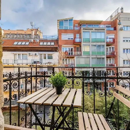 شقة Bacso Terrace